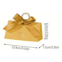 Charger l'image dans la galerie, Boite triangle or et noir - La Rayonnantes
