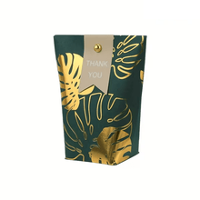 Charger l'image dans la galerie, Boite vert et or motif feuillage - La Rayonnantes
