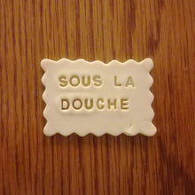 Charger l&#39;image dans la galerie, Coffret de Biscuits Petit Beurre Personnalisés - Spéciale Déclaration d&#39;Amour - Spécialités Nantaises - Recette Maison 🏡
