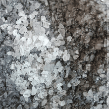 Charger l&#39;image dans la galerie, Coffret de Sel Blanc et Sel Noir - Sel de mer - Artisanat Culinaire Nantais - Recette Maison 🏡 - La Rayonnantes
